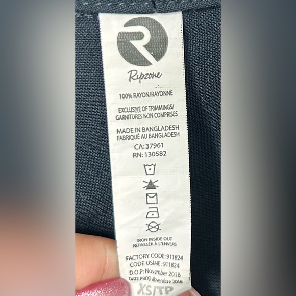 Ripzone size XS short open cardigan - Picture 2 of 4